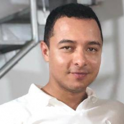 Eduard Angulo